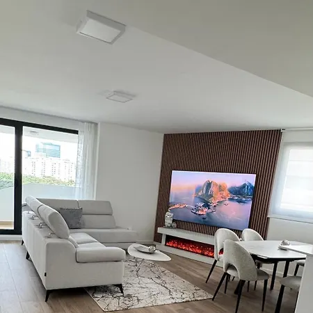 Luxury * Βαλένθια